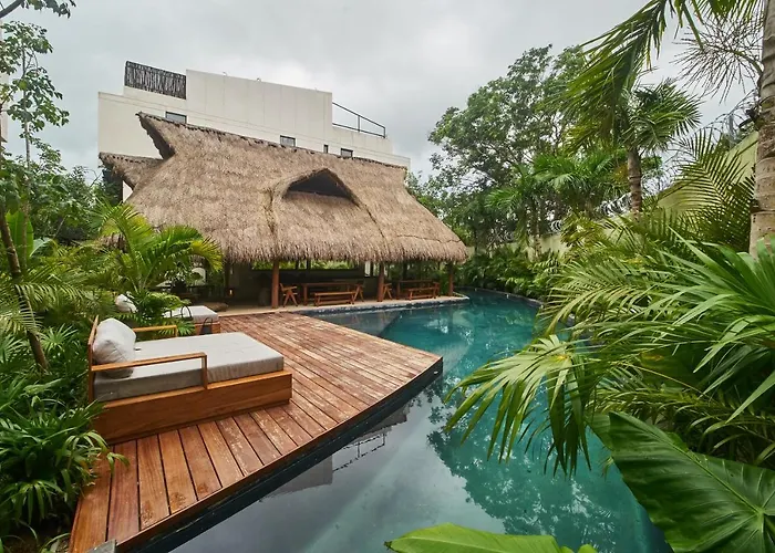 Don Quijote - Private Pool & Club Access Appartamento